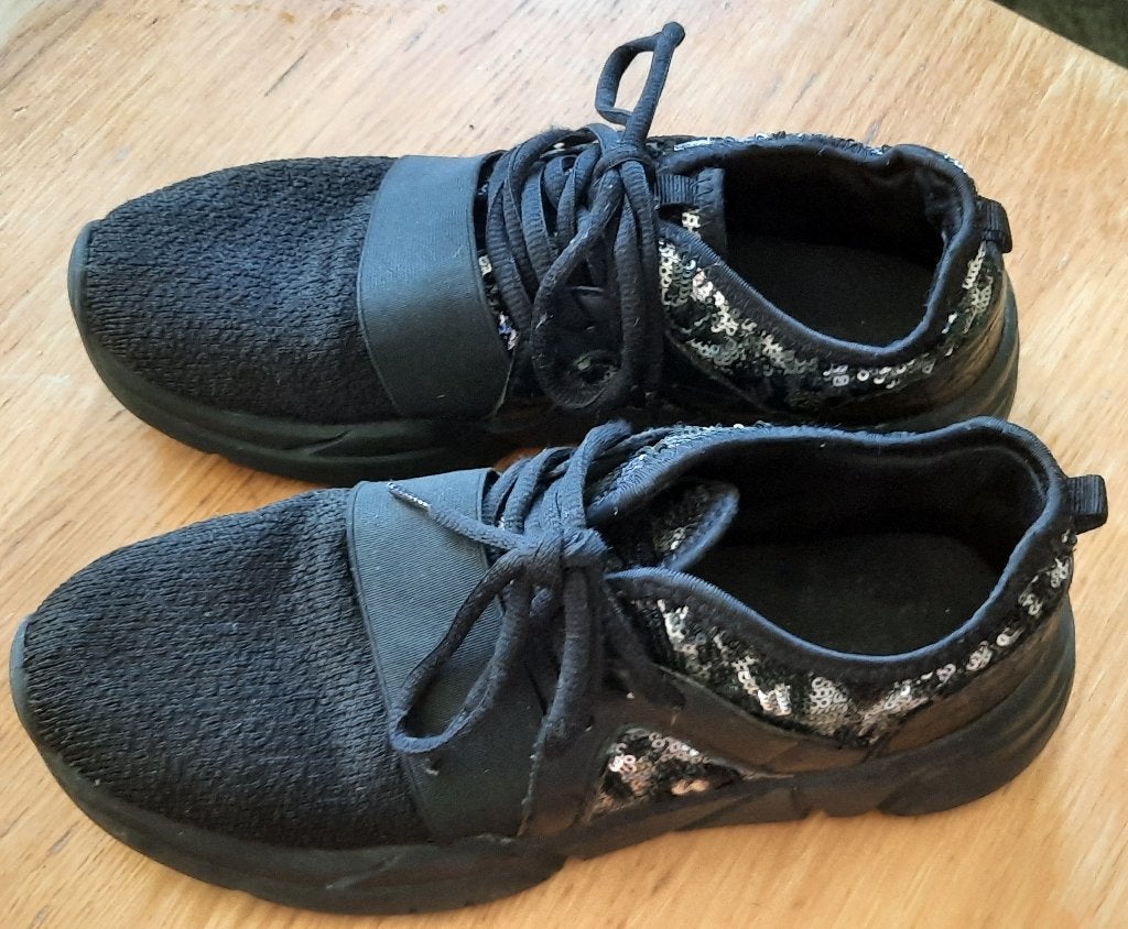 Bluebox glitter gymp pailletten maat 39, Kleding | Dames, Schoenen, Zo goed als nieuw, Sneakers of Gympen, Zwart, Ophalen of Verzenden