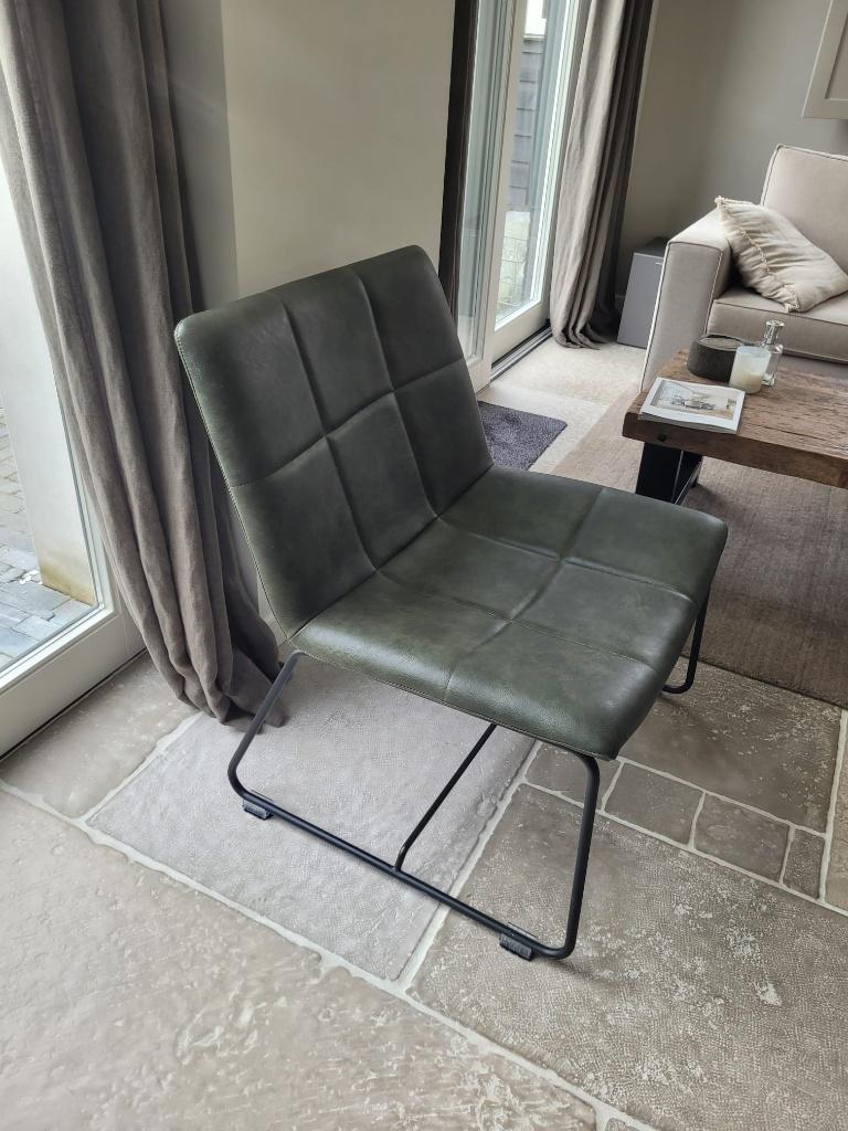 Stoel, Ophalen, Gebruikt, Leer, 50 tot 75 cm