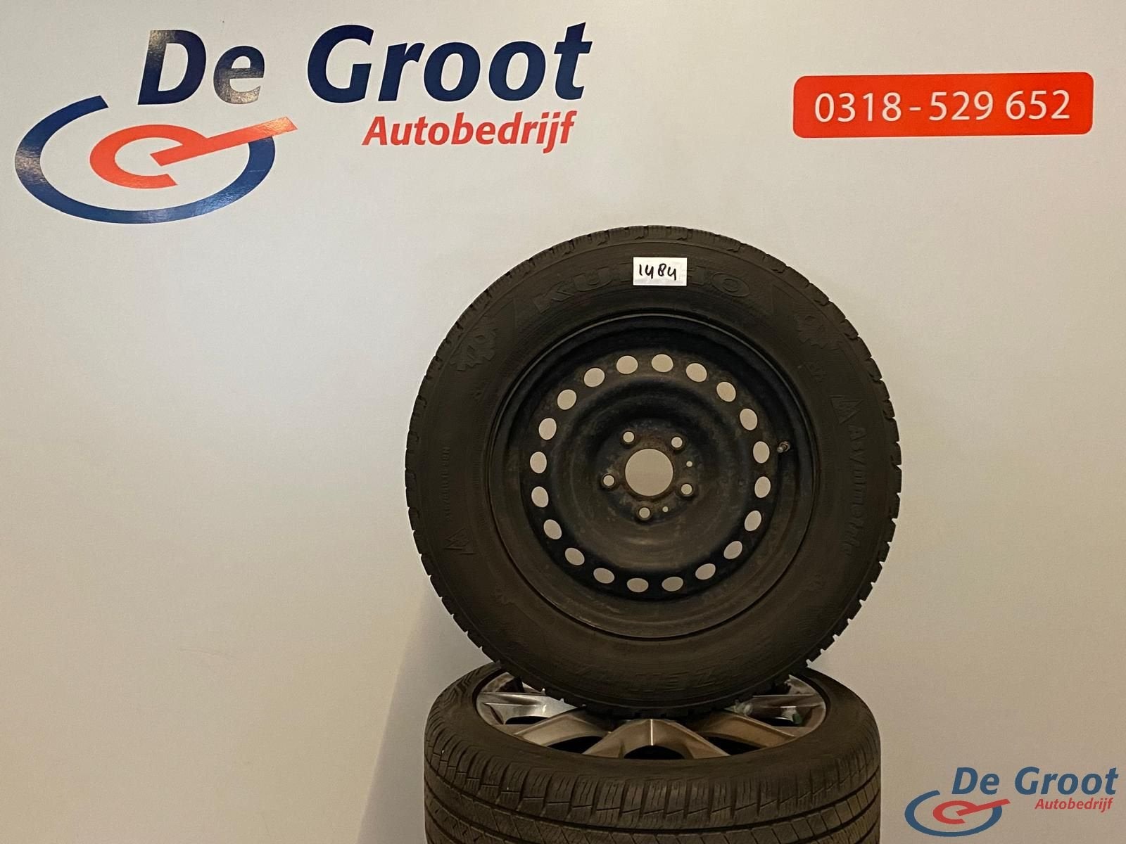 Winterwielen / winterbanden 215/65/16 Renault Kadjar, Auto-onderdelen, Banden en Velgen, Ophalen, -, Banden en Velgen, Winterbanden