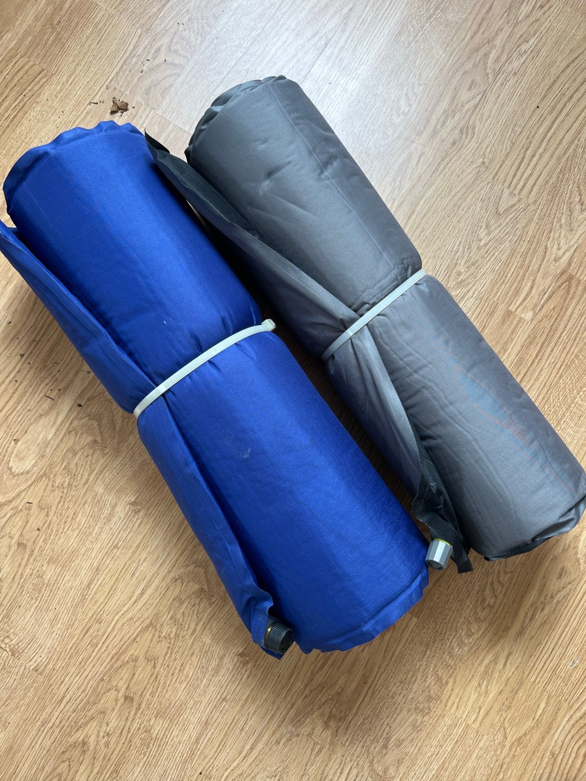 Zelfopblaasbare matjes (volwassen en kindermaat), Ophalen, Gebruikt