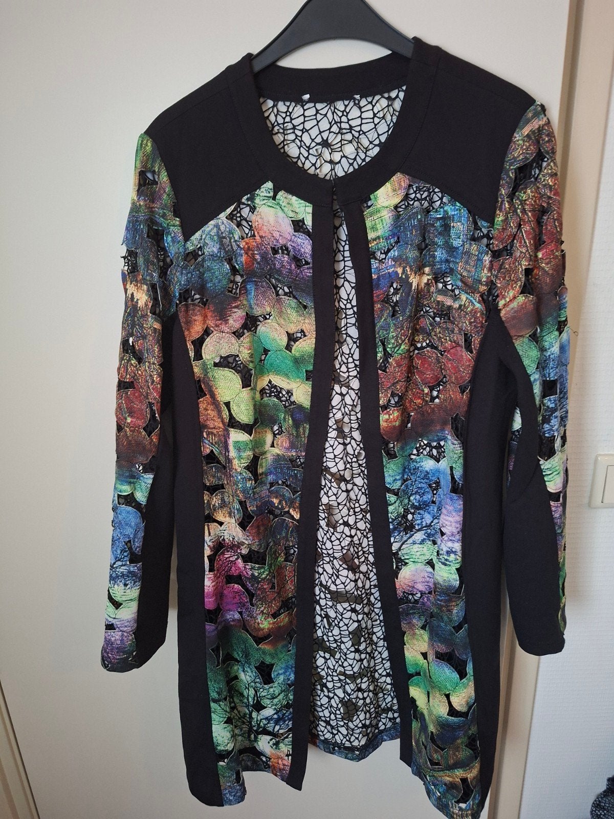 MOOIE KLEURIGE DAMES VEST, Ophalen, Zo goed als nieuw, Maat 38/40 (M)
