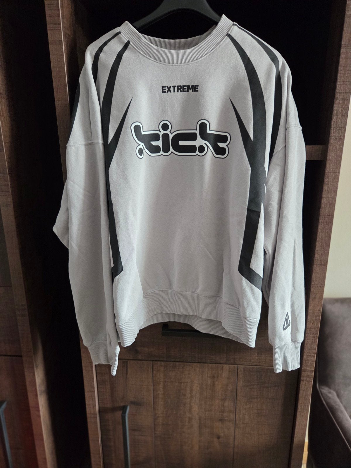 Hoodies Yourturn L, Ophalen of Verzenden, Zo goed als nieuw, Zwart