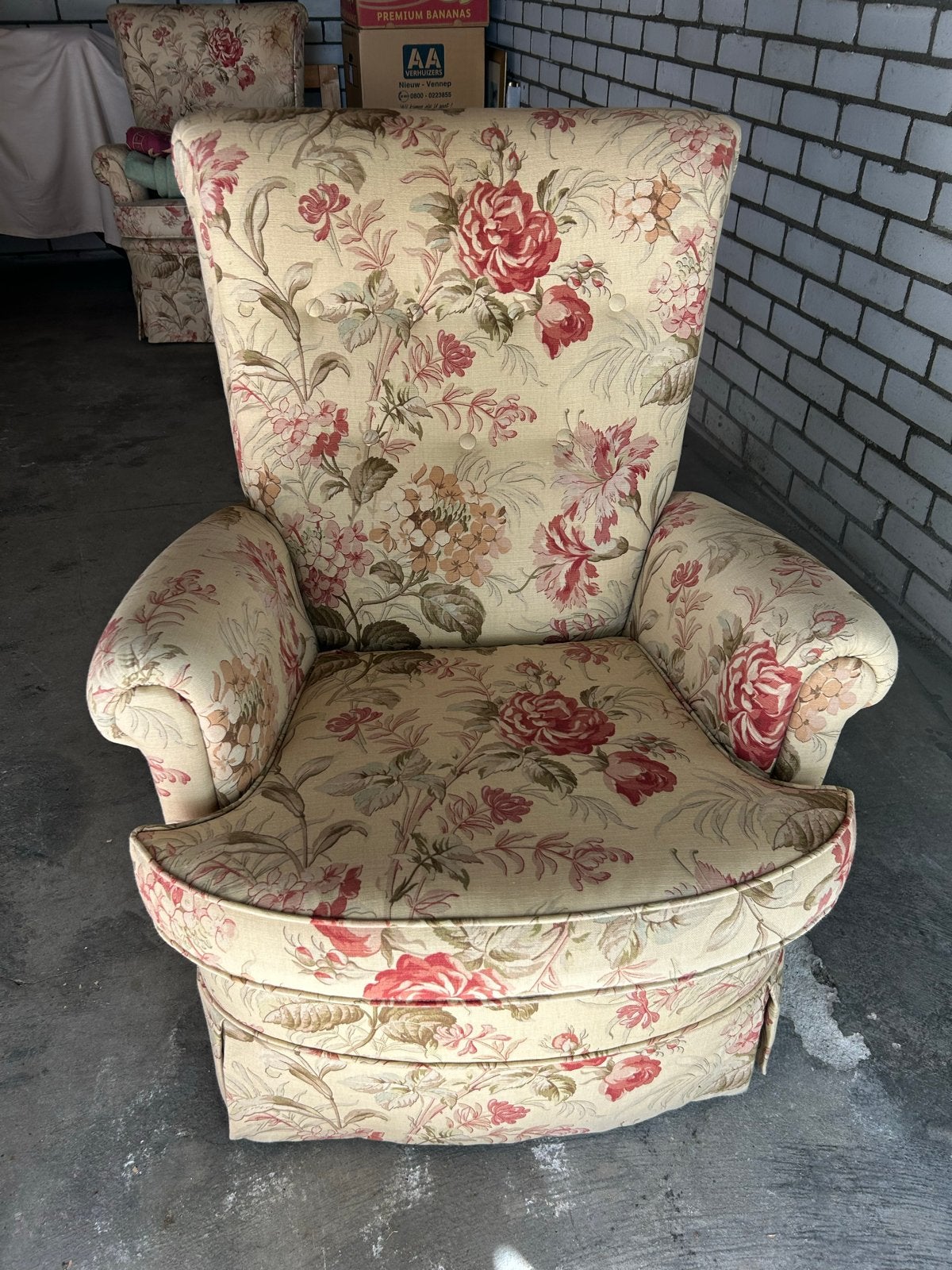 2 vintage Engelse fauteuils, Antiek en Kunst, Ophalen