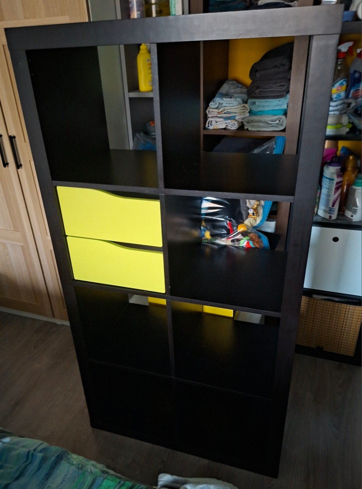 ikea kallax vakkenkast zwart, Huis en Inrichting, Kasten | Boekenkasten, Ophalen, Met plank(en), Gebruikt, 100 tot 150 cm