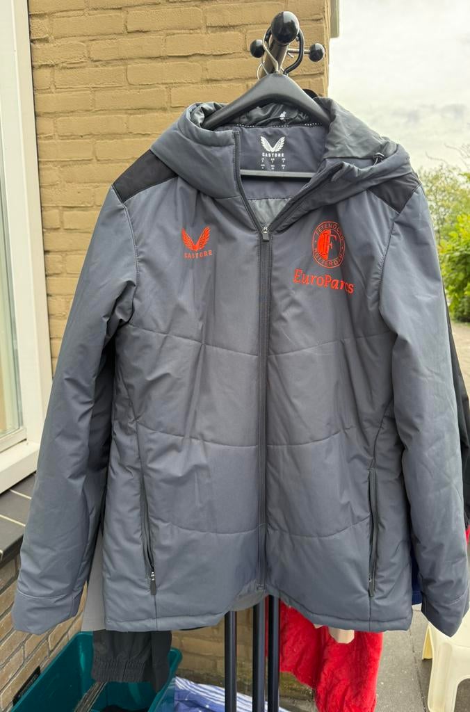 FEYENOORD KLEDING // JASSEN HOODIE VESTEN BADJAS (Maat S-M), Ophalen of Verzenden, Zo goed als nieuw
