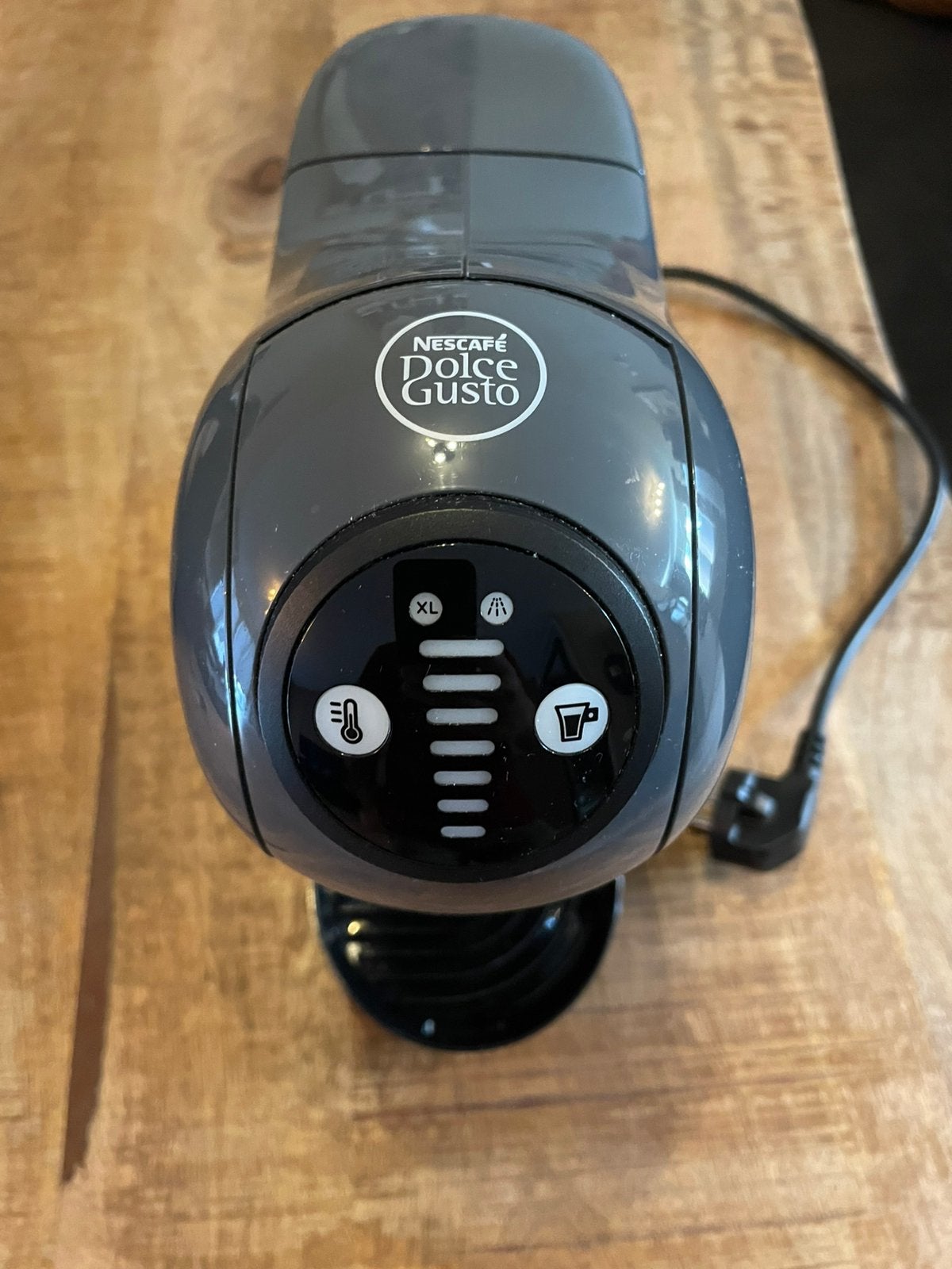 Dolce Gusto, Witgoed en Apparatuur, Koffiezetapparaten, 1 kopje, Ophalen, Zo goed als nieuw, Koffiemachine