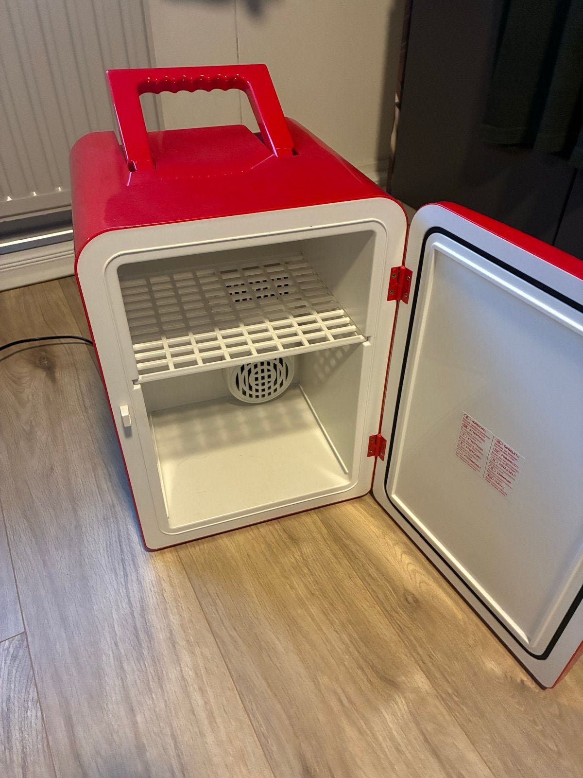 Coca-Cola Mini Koelkast, Ophalen, Zonder vriesvak, Minder dan 45 cm, Minder dan 85 cm