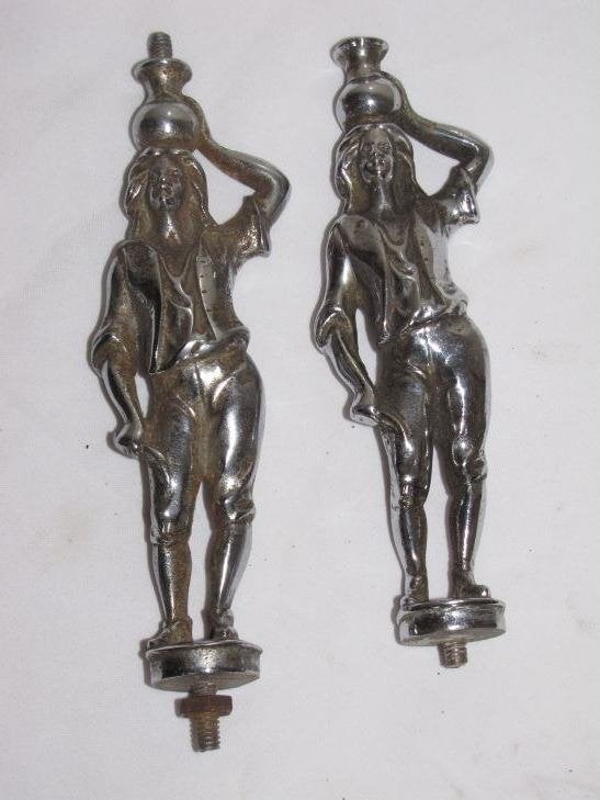 Twee bronsjes, Verzenden, Brons