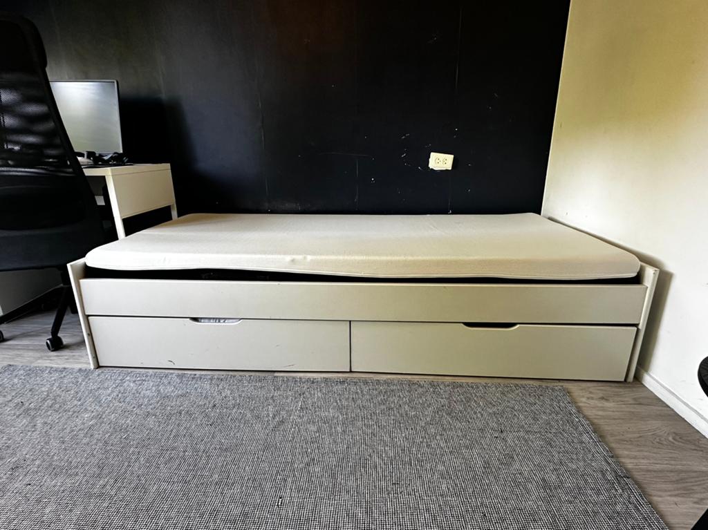 Eenpersoons bed met opberglades, Ophalen, Gebruikt, Eenpersoons