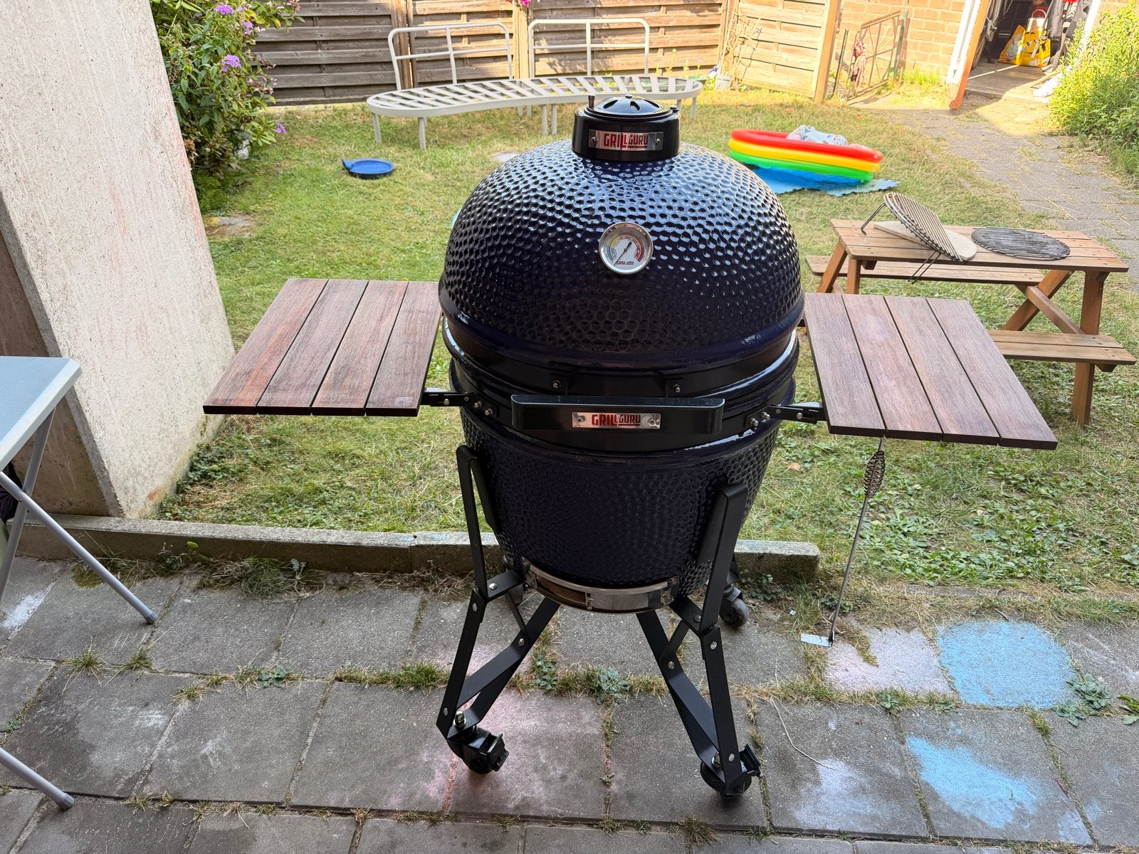 Grill Guru Large Kamado met uitgebreide accessoires, Ophalen, Gebruikt