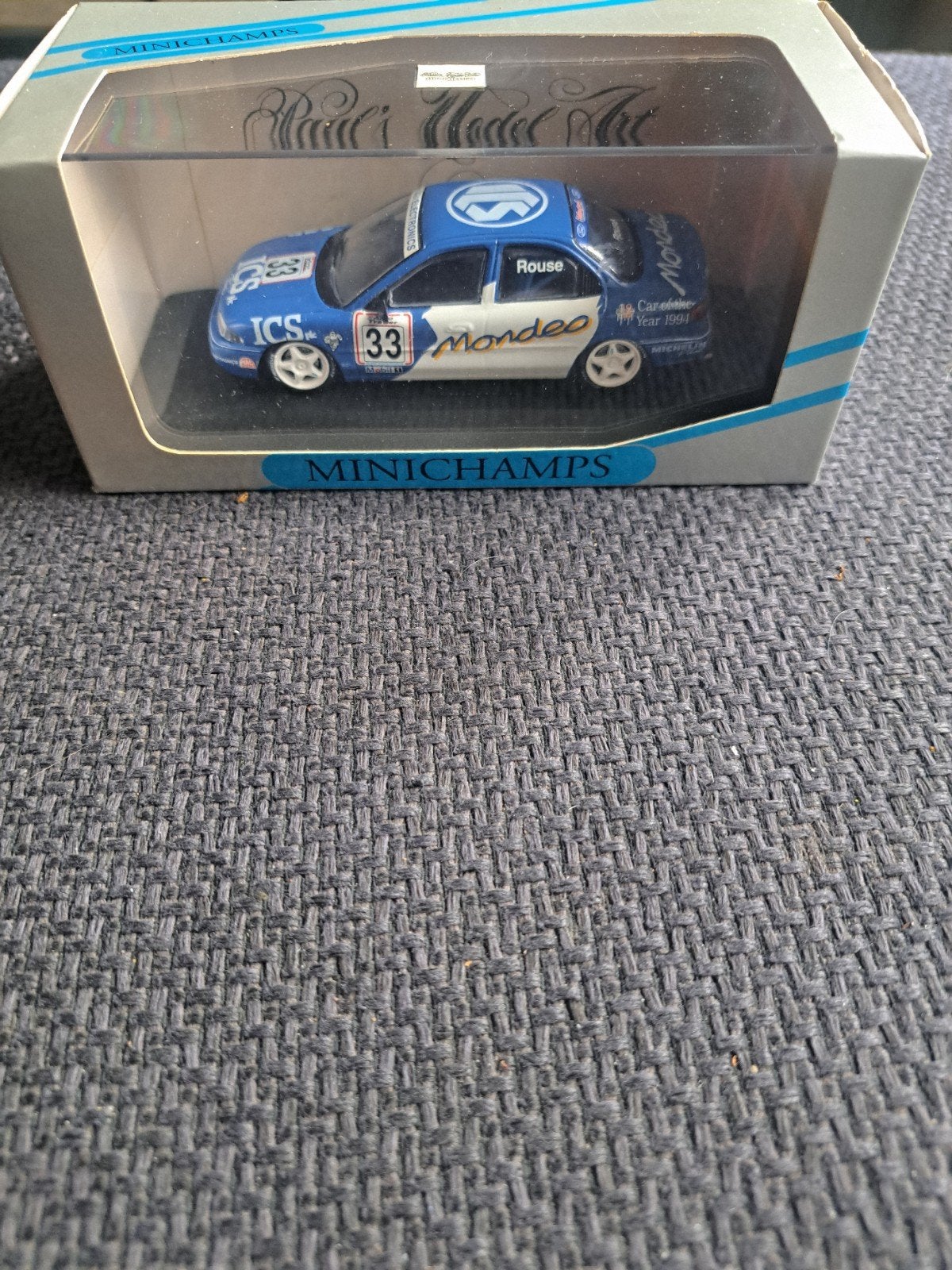 minichamps pauls model art model ford mondeo 1994 a rouse, Hobby en Vrije tijd, Auto, Minichamps pauls art model, West germany
