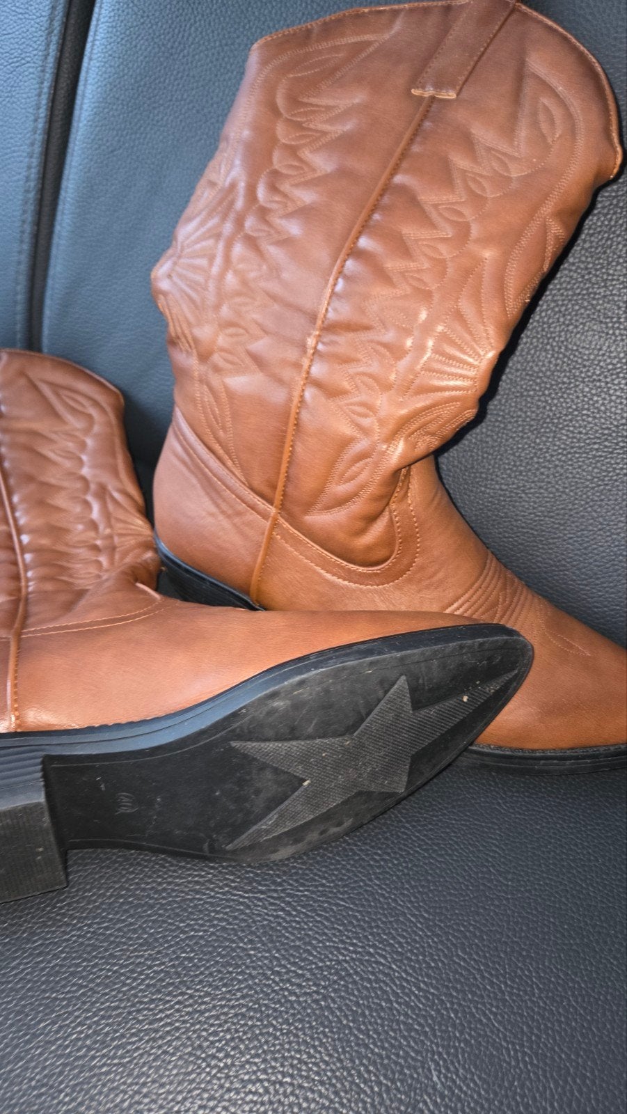 Diverse schoenen: cowboylaarzen, sandalen, pumps, sneakers., Ophalen of Verzenden, Blauw, Sandalen of Muiltjes