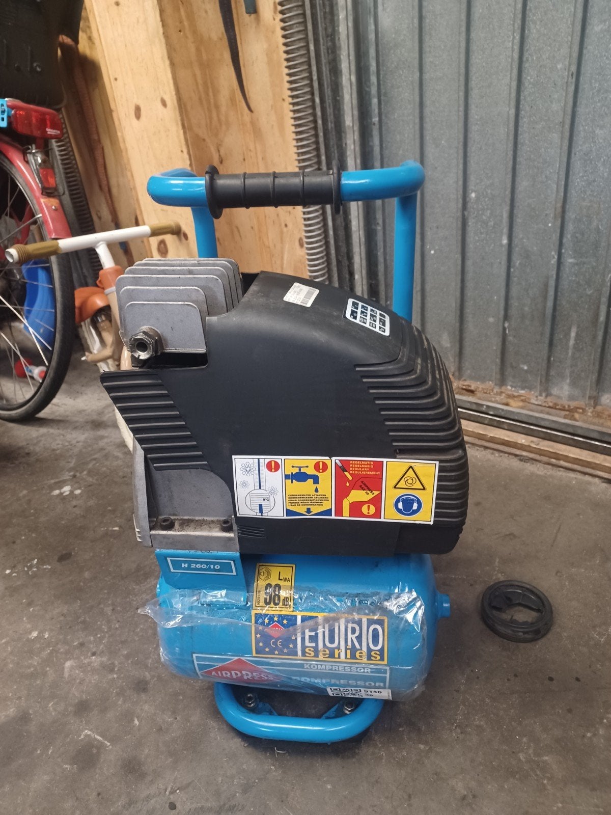 Airpress h260/10 compressor, Ophalen, Airpress, Minder dan 200 liter/min, Airpress
