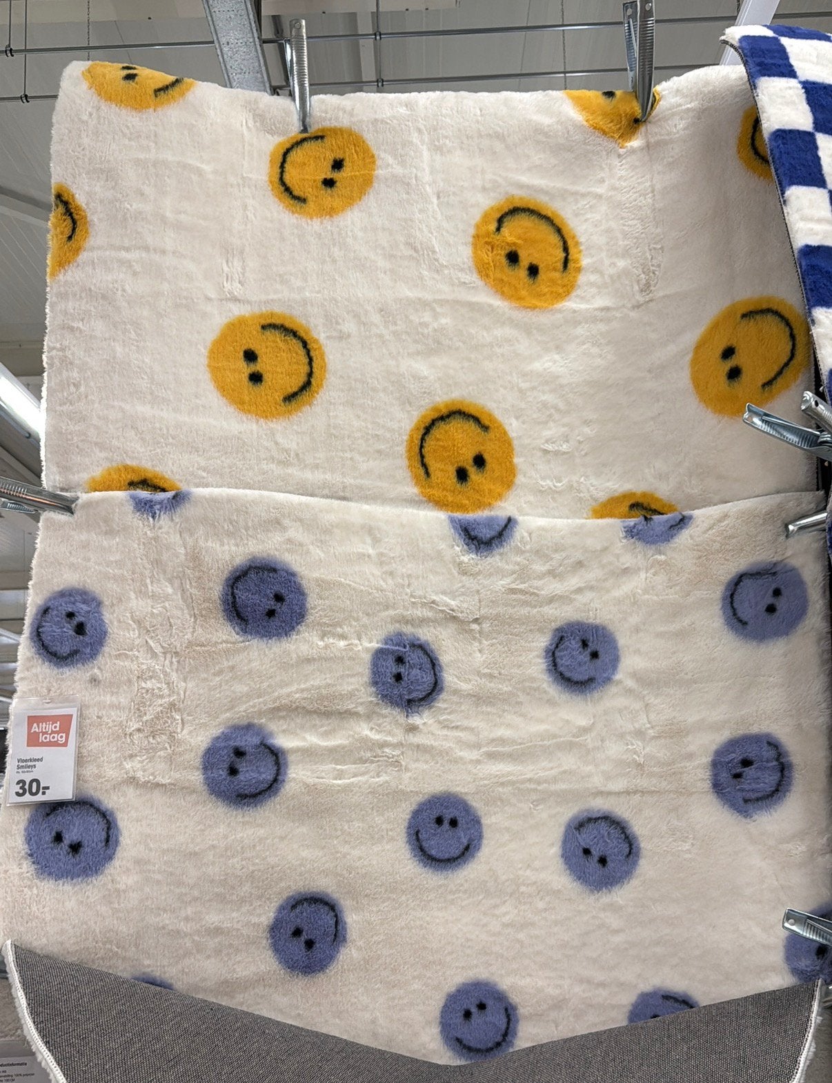 GEZOCHT smiley vloerkleed Kwantum, Ophalen, Zo goed als nieuw, Rechthoekig, 200 cm of meer