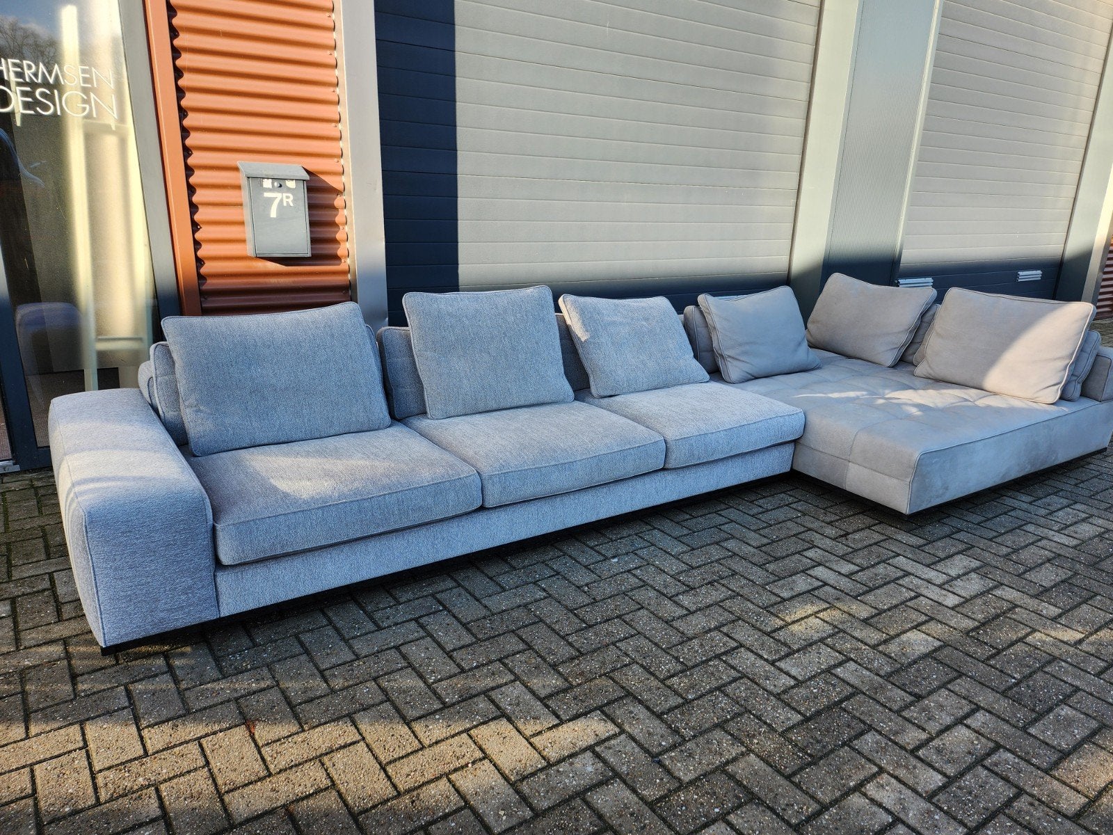 Minotti Lawrence / Lawrence Clan bank by Rodolfo Dordoni, Ophalen of Verzenden, Leer