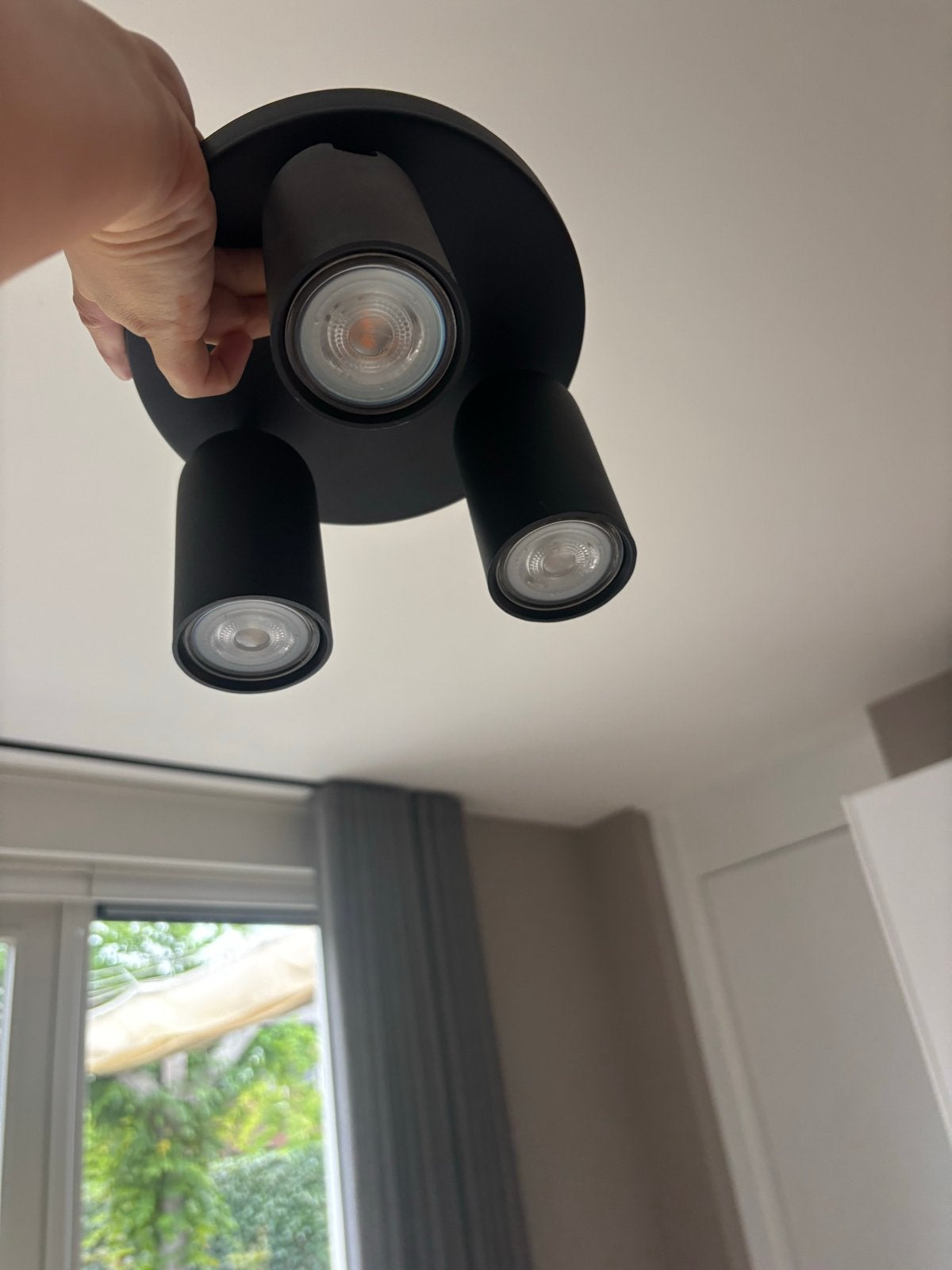 Philips Plafondspot met 3 spots - Zwart, incl. bevestiging, Huis en Inrichting, Inclusief bevestigingsmateriaal, Ophalen of Verzenden