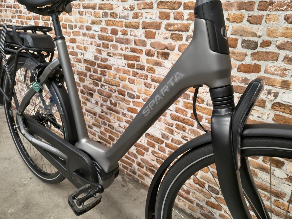 Sparta A-Shine M8B | Bosch Middenmotor | 400Wh | 1830km!, Sparta, Zo goed als nieuw, Zuidlaren, Info@fietscentrumzuidlaren.nl