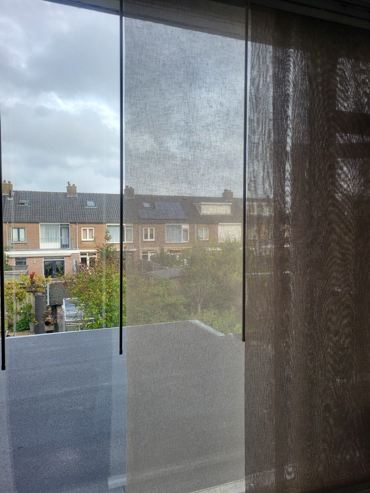 gratis Lichtdoorlatende Paneelgordijnen - Beige/Bruin, Huis en Inrichting, Gebruikt, Ophalen of Verzenden, Lichtdoorlatend, Beige