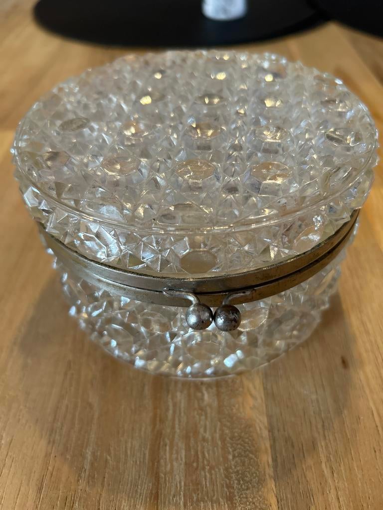 Vintage glazen sieradendoosje met metalen scharnier, Antiek en Kunst, Antiek | Glas en Kristal, Ophalen of Verzenden