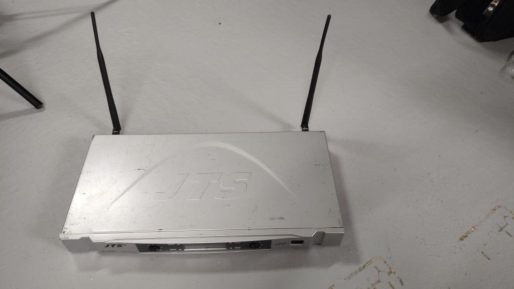 Dubbele receiver voor draadloze microfoon JTS US-902D, Ophalen of Verzenden, Gebruikt, Overige typen, Draadloos