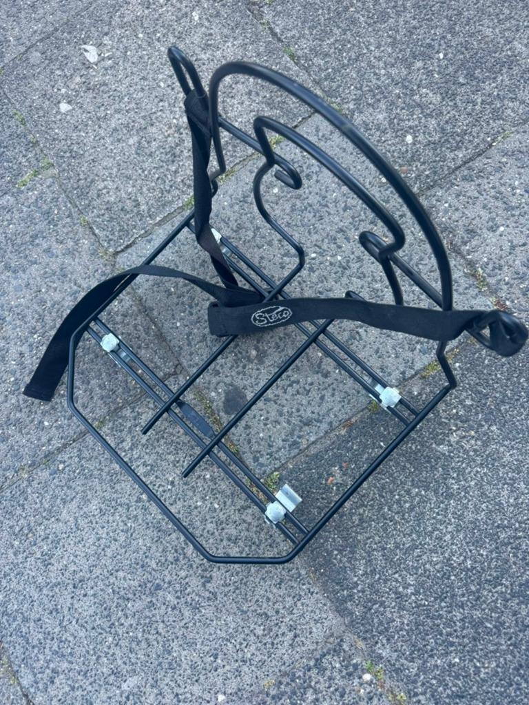 Steco fietsmand/fietsdrager voor kinderzitje, Ophalen of Verzenden, Gebruikt