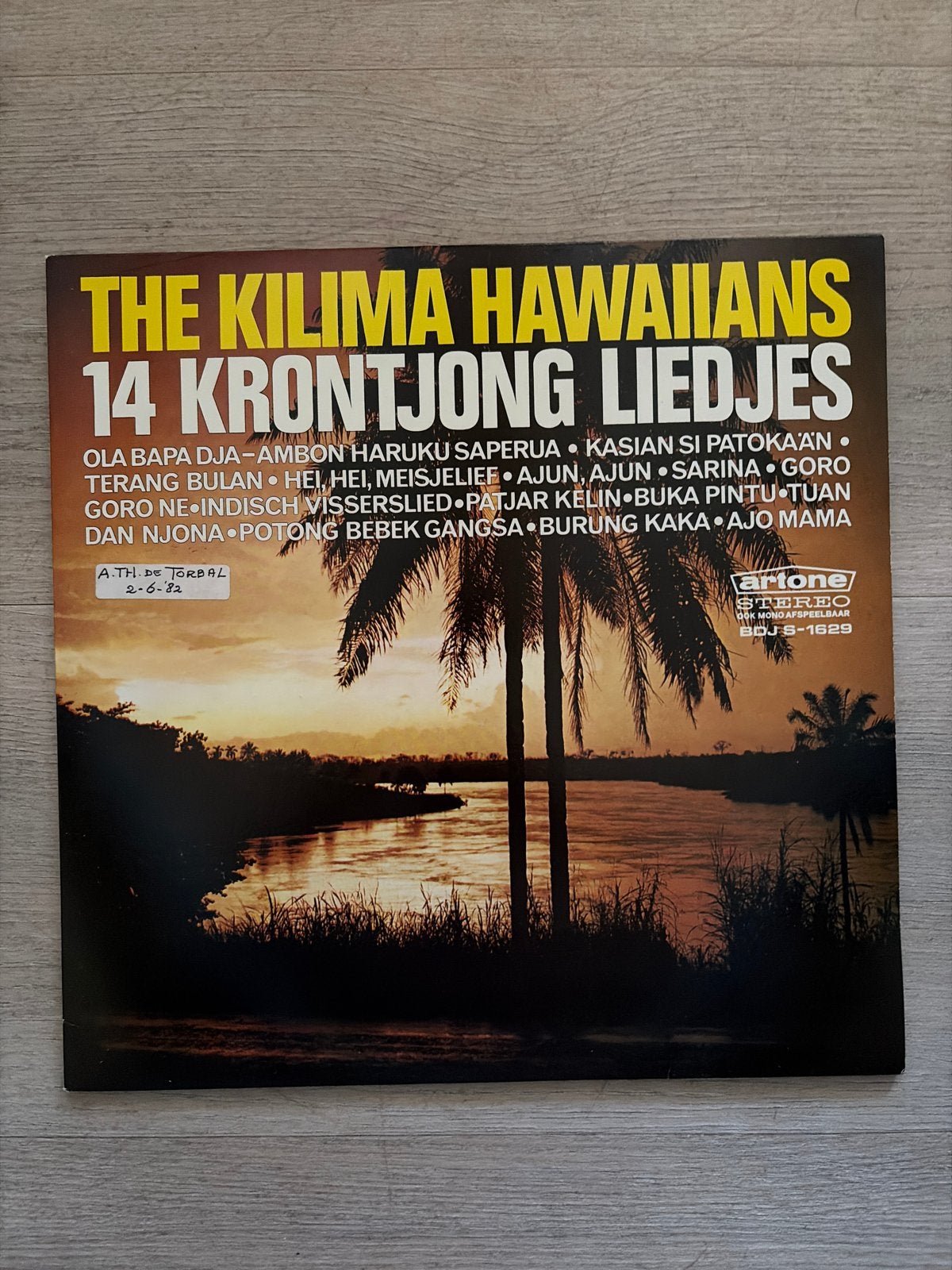 The Kilima Hawaiians - 14 Krontjong Liedjes LP, Gebruikt, Ophalen of Verzenden, 12 inch, Overige genres