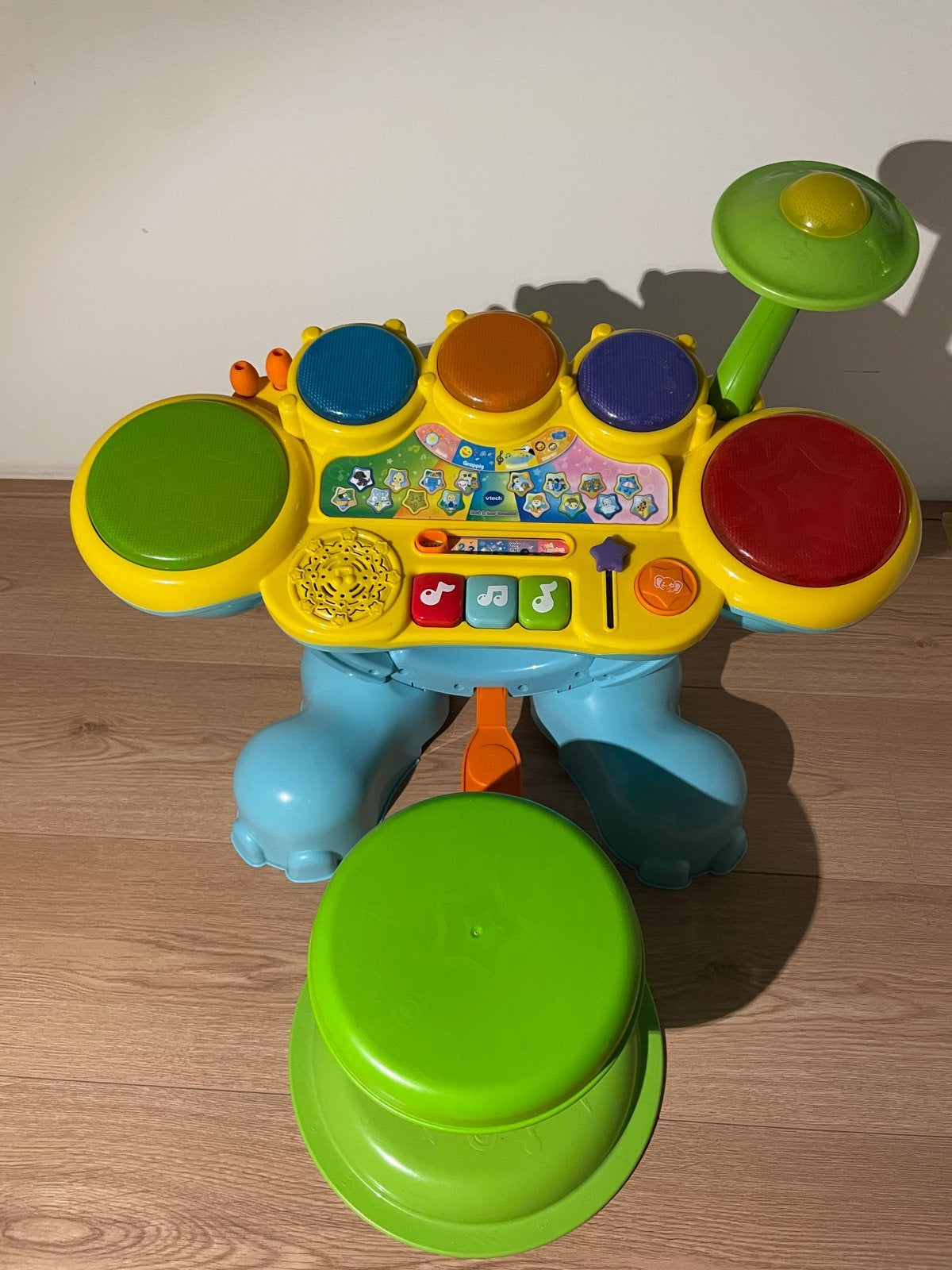 VTech Baby Muziek Drumstel met Krukje, Kinderen en Baby's, Ophalen, Gebruikt, Overige typen, Met licht