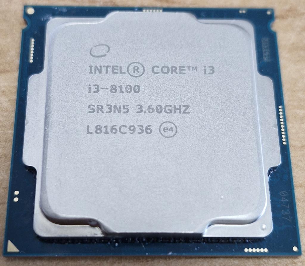 Intel i3-8100 Processor (3 stuks), Computers en Software, Processors, Gebruikt, 4-core, 3 tot 4 Ghz, Ophalen of Verzenden