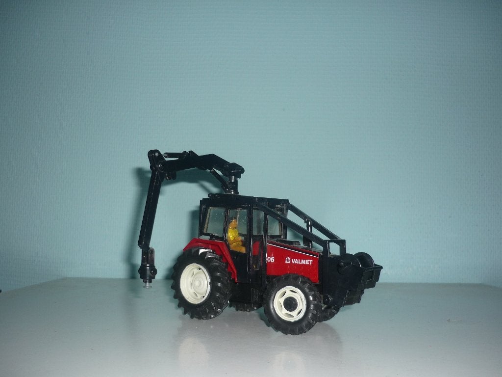 VOLVO VALMET 805 BRITAINS, Verzenden, Gebruikt, Tractor of Landbouw, Britains
