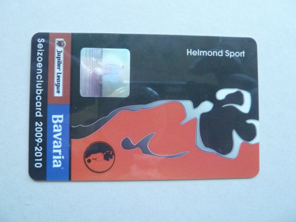 Seizoensclubcard  Helmond Sport 2009/10. Blauwe achterkant, Ophalen of Verzenden, Zo goed als nieuw, Buitenlandse clubs, Poster, Plaatje of Sticker