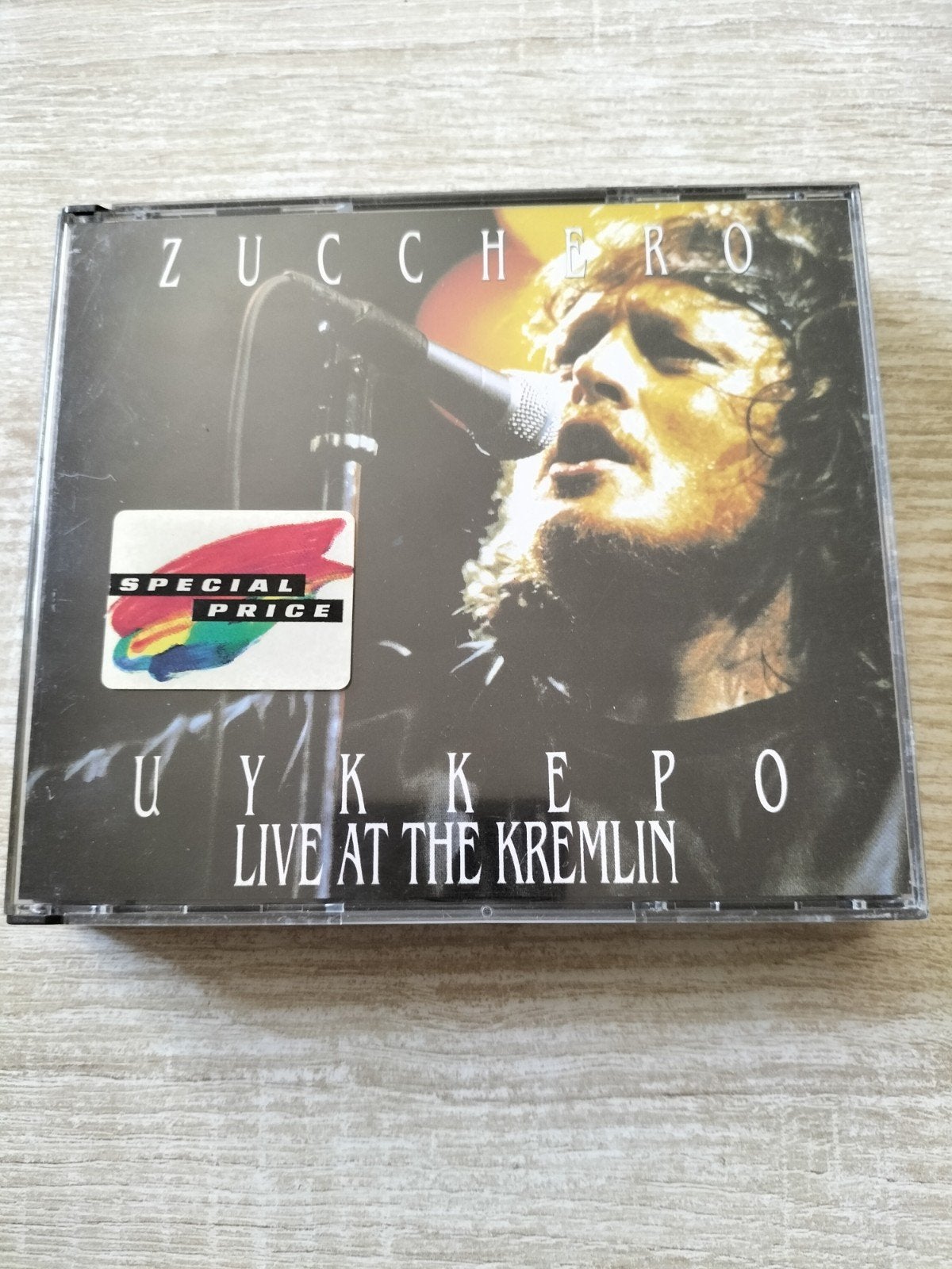 Zucchero - live at the Kremlin 2 cd box, Verzenden