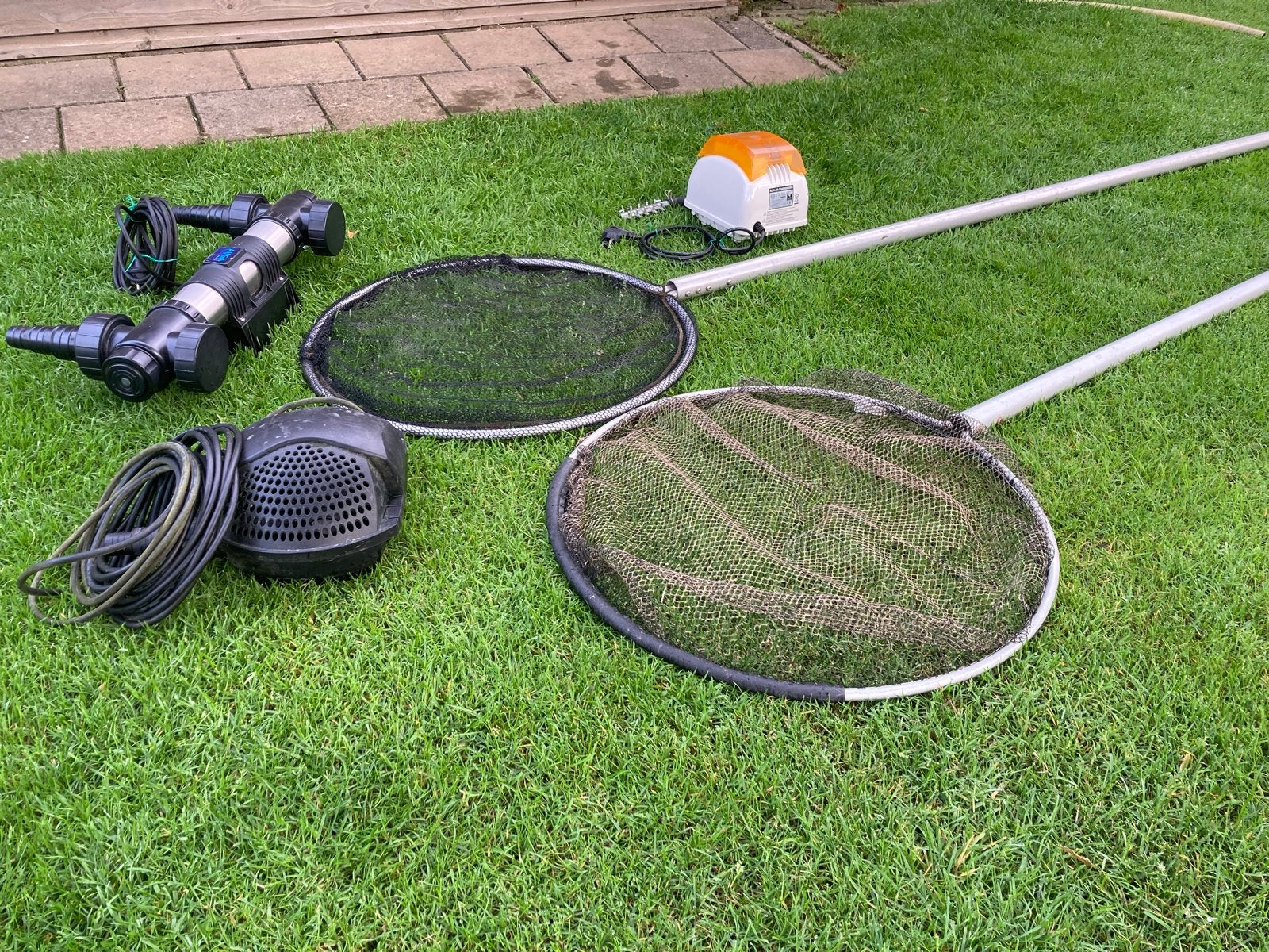 Vijverbenodigdheden: Pomp, UV-filter, Netten, Beluchter, Ophalen, Gebruikt, Overige typen