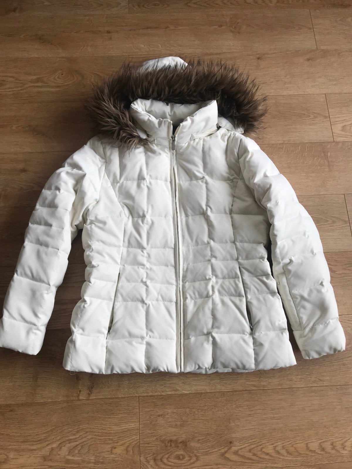 Calvin Klein Witte Gewatteerde Jas met Bontkraag, Wit, Maat 42/44 (L), Ophalen of Verzenden, Zo goed als nieuw