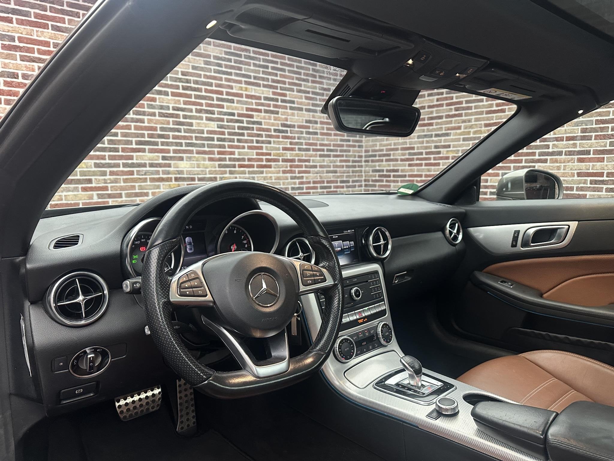 Mercedes-Benz SLC 200, Auto's, Automaat, Stoelverwarming, Gebruikt, Euro 6
