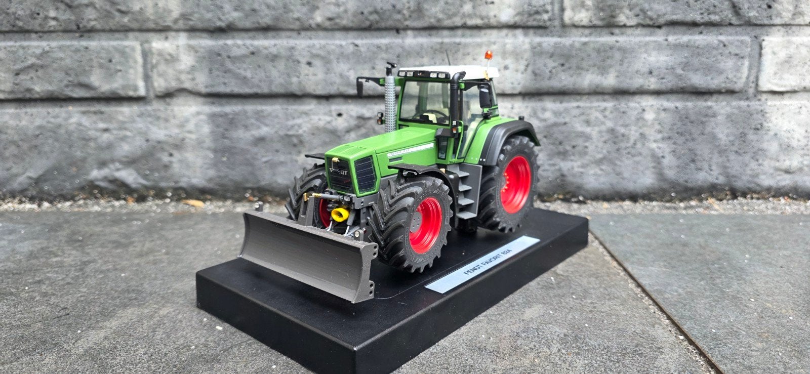 Verbouwde Fendt 824 Favorit 1:33, Ophalen of Verzenden, Nieuw, Tractor of Landbouw, Overige merken