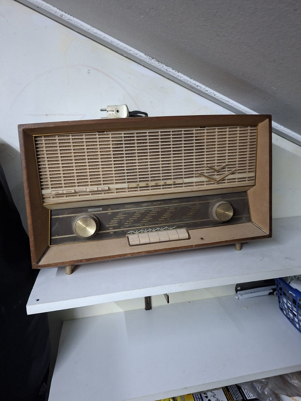 Vintage buizenradio, decoratief object, Ophalen, Gebruikt, Radio