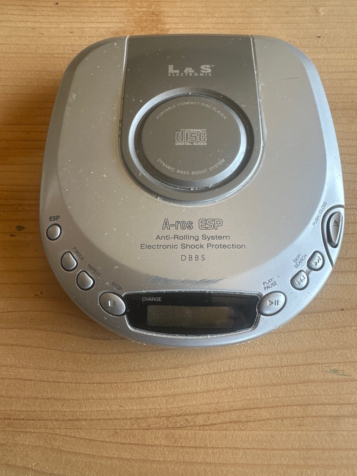 L&S Electronic Draagbare CD-speler met ESP en DBBS, Ophalen of Verzenden, Gebruikt, Overige merken, Draagbaar
