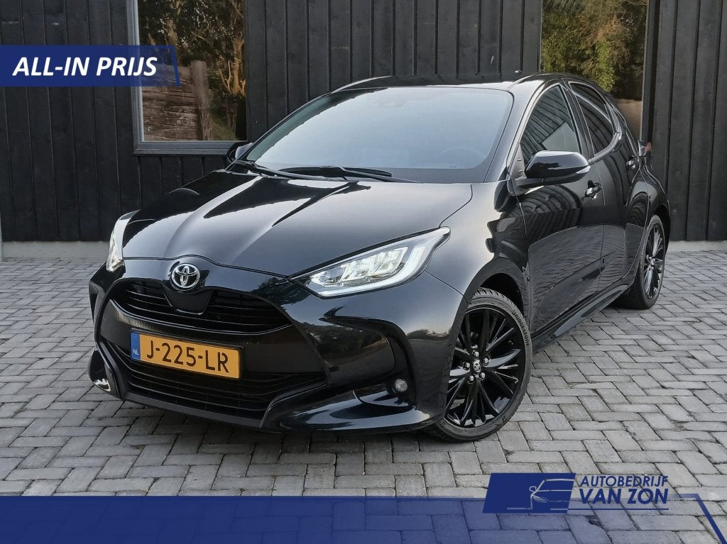 Toyota Yaris 1.5 Vvt-i Black on Black Apple Android NL-auto, Voorwielaandrijving, 40 €/maand, Met garantie (alle), Zwart