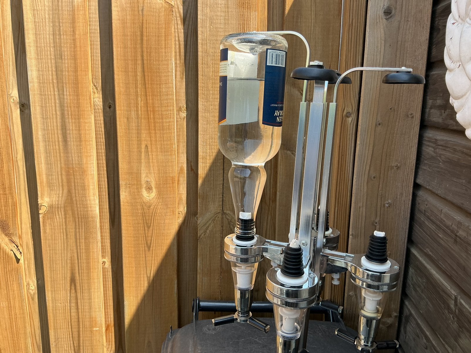 Drank dispenser voor 4 flessen, Huis en Inrichting, Keuken | Keukenbenodigdheden, Overige typen, Ophalen, Zo goed als nieuw, Zilver