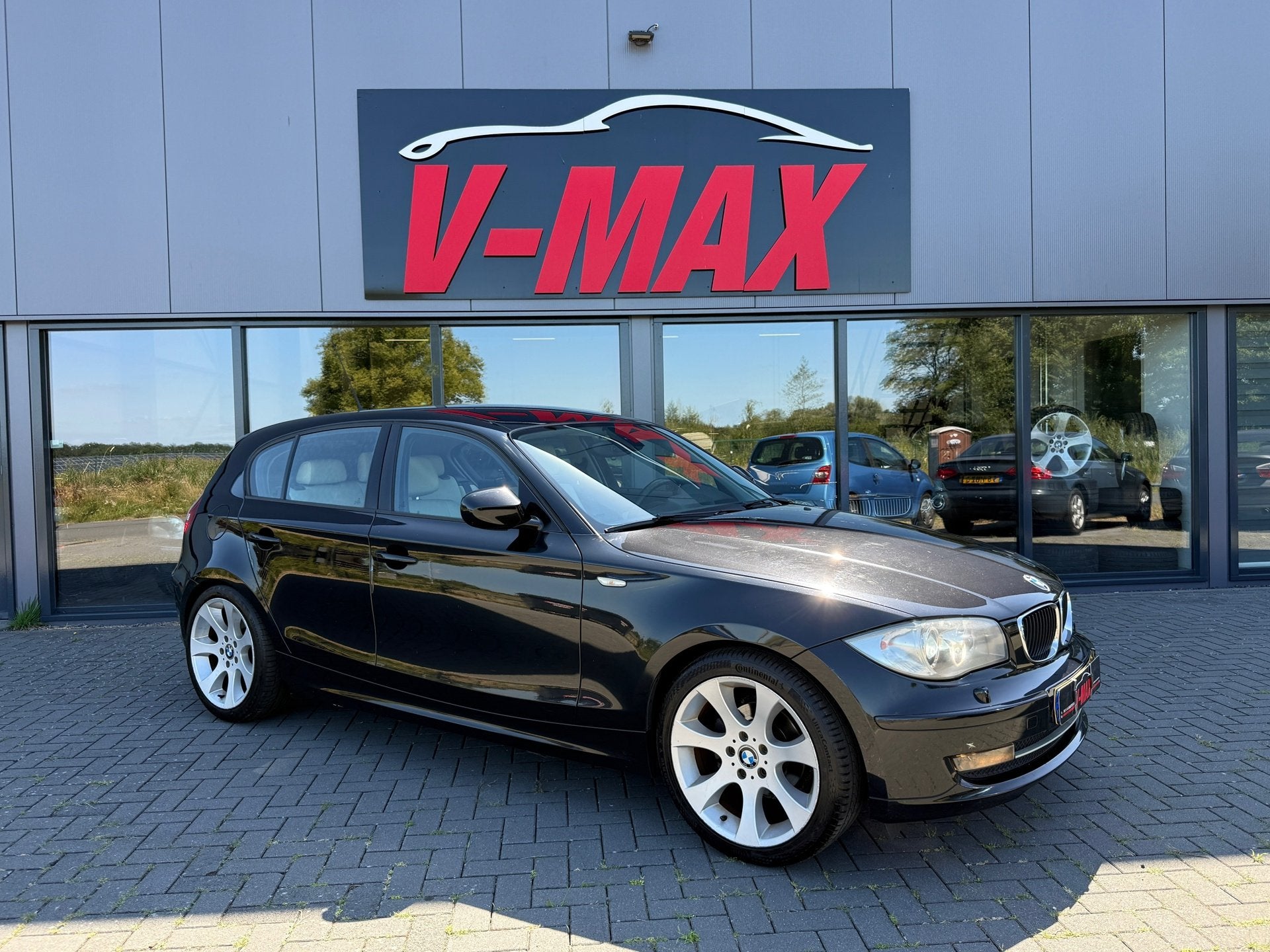 BMW 116I LCI Xenon Leder Sportinterieur Navi Cruise Climate, Auto's, BMW, 1-Serie, Achterwielaandrijving, Beige, 4 cilinders