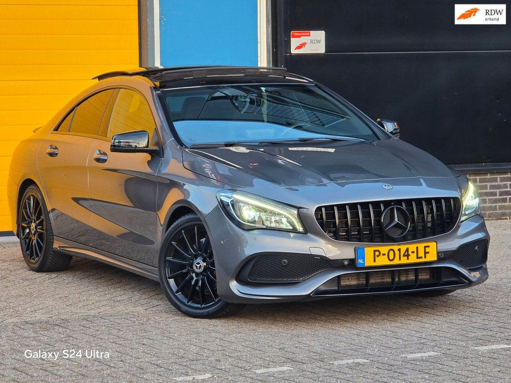Mercedes-Benz CLA-klasse 200 AMG 45 Look / Aut / 163 Pk / Na, Auto's, Gebruikt, Euro 6, 715 kg, Sedan
