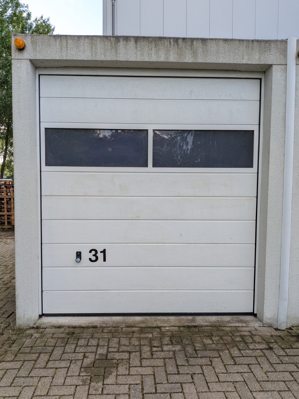 Te huur veelzijdige allround garagebox in Culemborg, Huizen en Kamers, Garages en Parkeerplaatsen, Gelderland