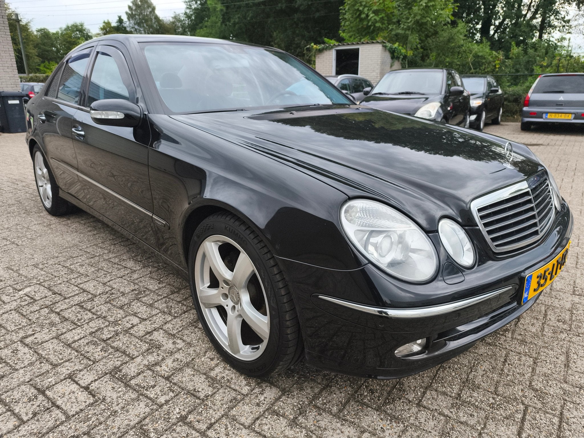 Mercedes-Benz E-Klasse E240 Avantgarde Nette Auto (bj 2003), Auto's, Automaat, Achterwielaandrijving, Gebruikt, 2597 cc
