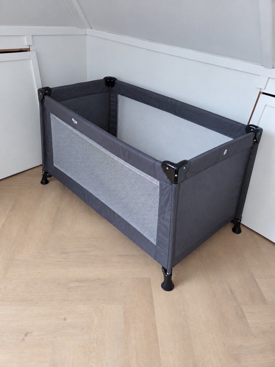 Nieuw campingbed + extra matras, Ophalen, Nieuw, Reisbedje