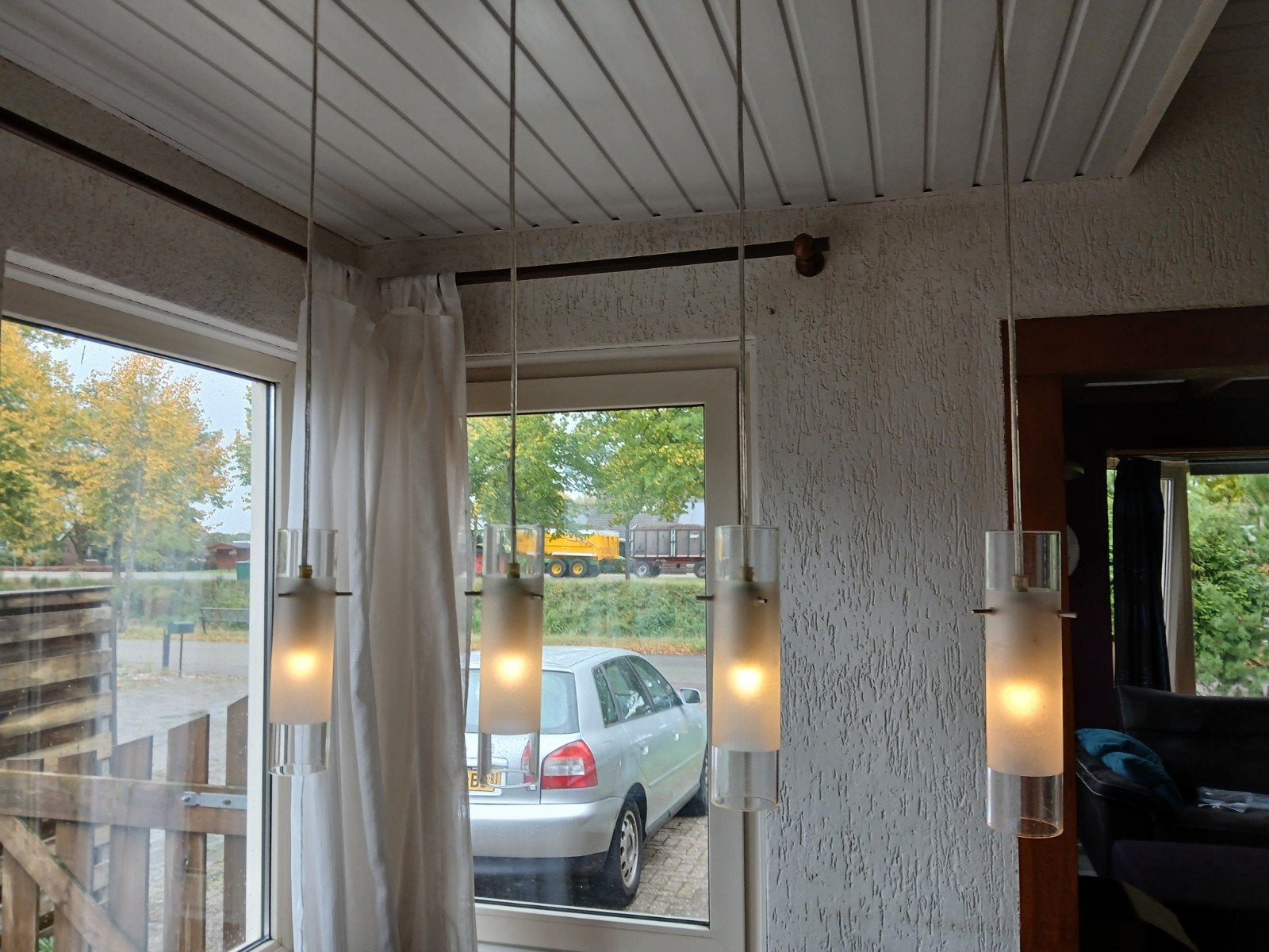 Moderne hanglampen set van 4 stuks, Gebruikt, Overige fittingen, Ophalen of Verzenden, Glas