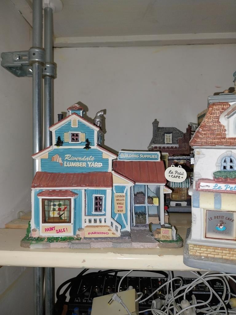 5 Lemax huisjes - Gebruikt, deels zonder doos, Ophalen, Gebruikt