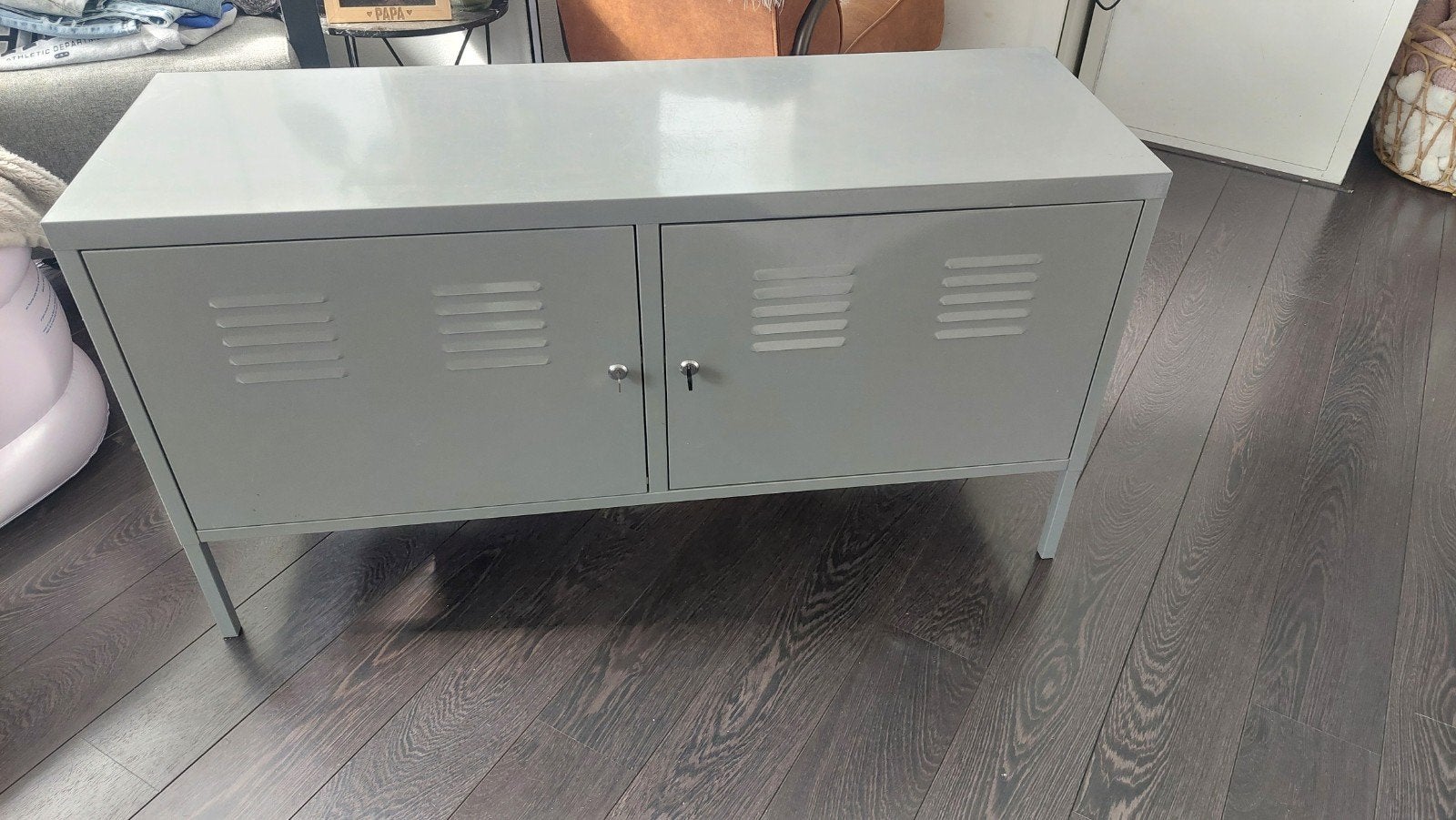 ikea metalen locker ps tv kast dressoir, Huis en Inrichting, Ophalen, Zo goed als nieuw