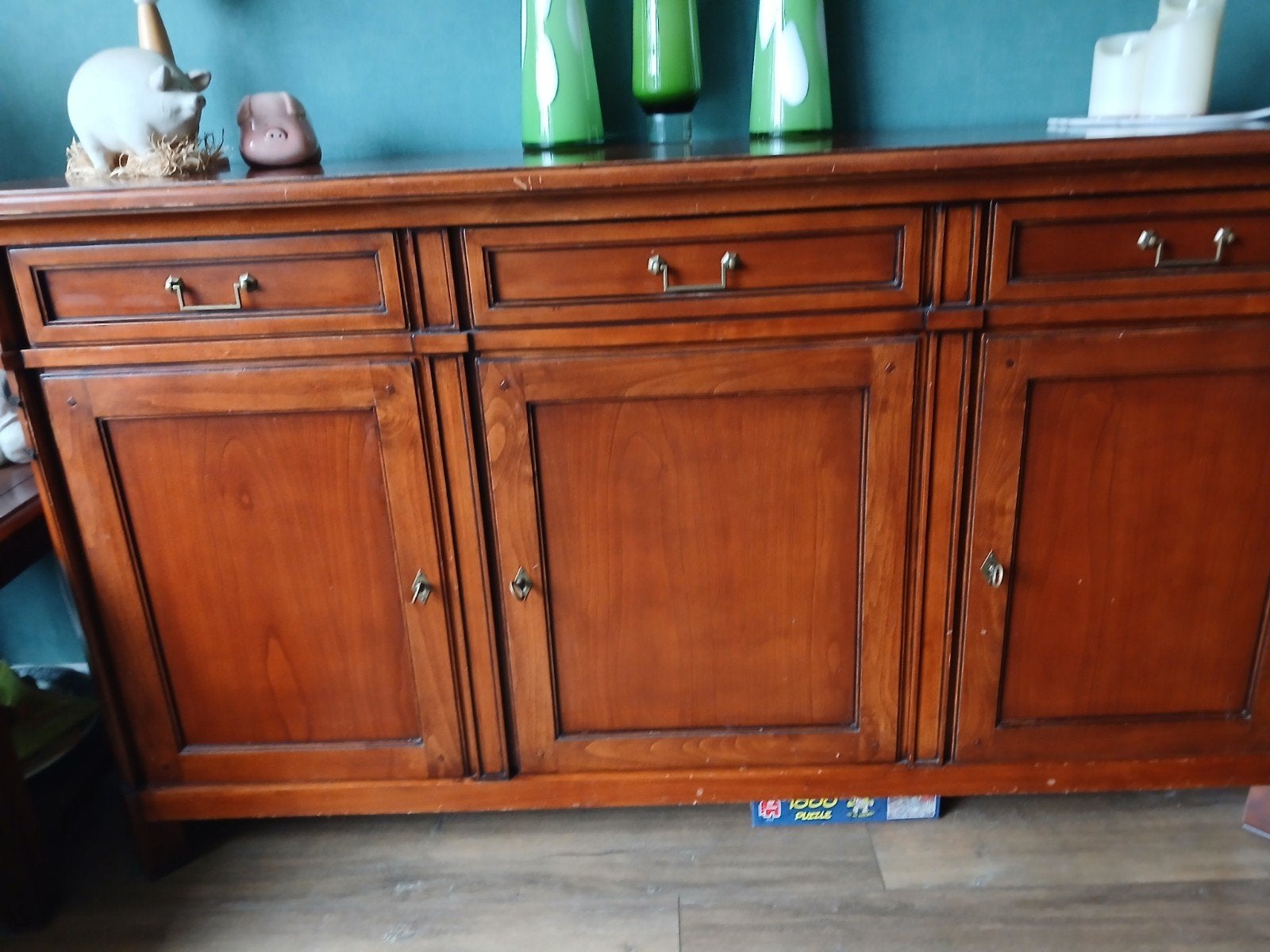Klassiek dressoir van massief kersenhout met lades en de, Huis en Inrichting, Ophalen, Gebruikt, Met lade(s), Klassiek