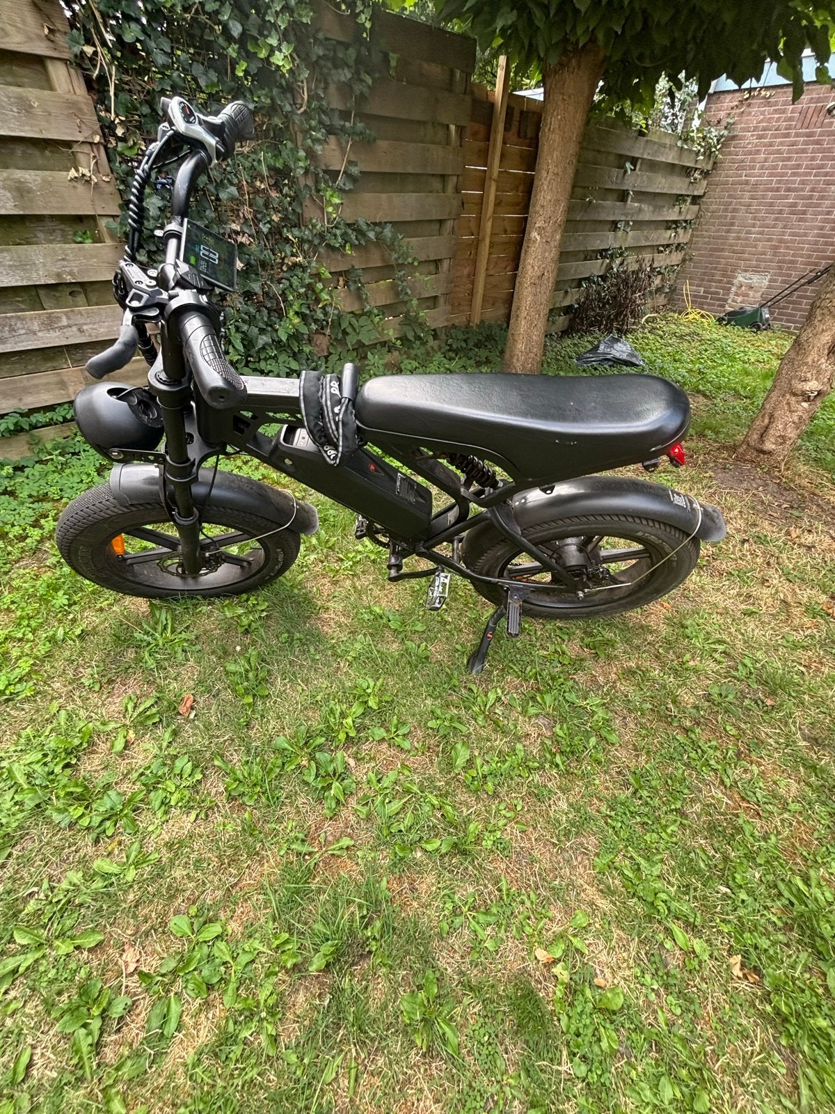 V20 E-bike Fatbike - gebruikt maar is nog in giede staat, Zo goed als nieuw, Minder dan 47 cm, 50 km per accu of meer, Ophalen