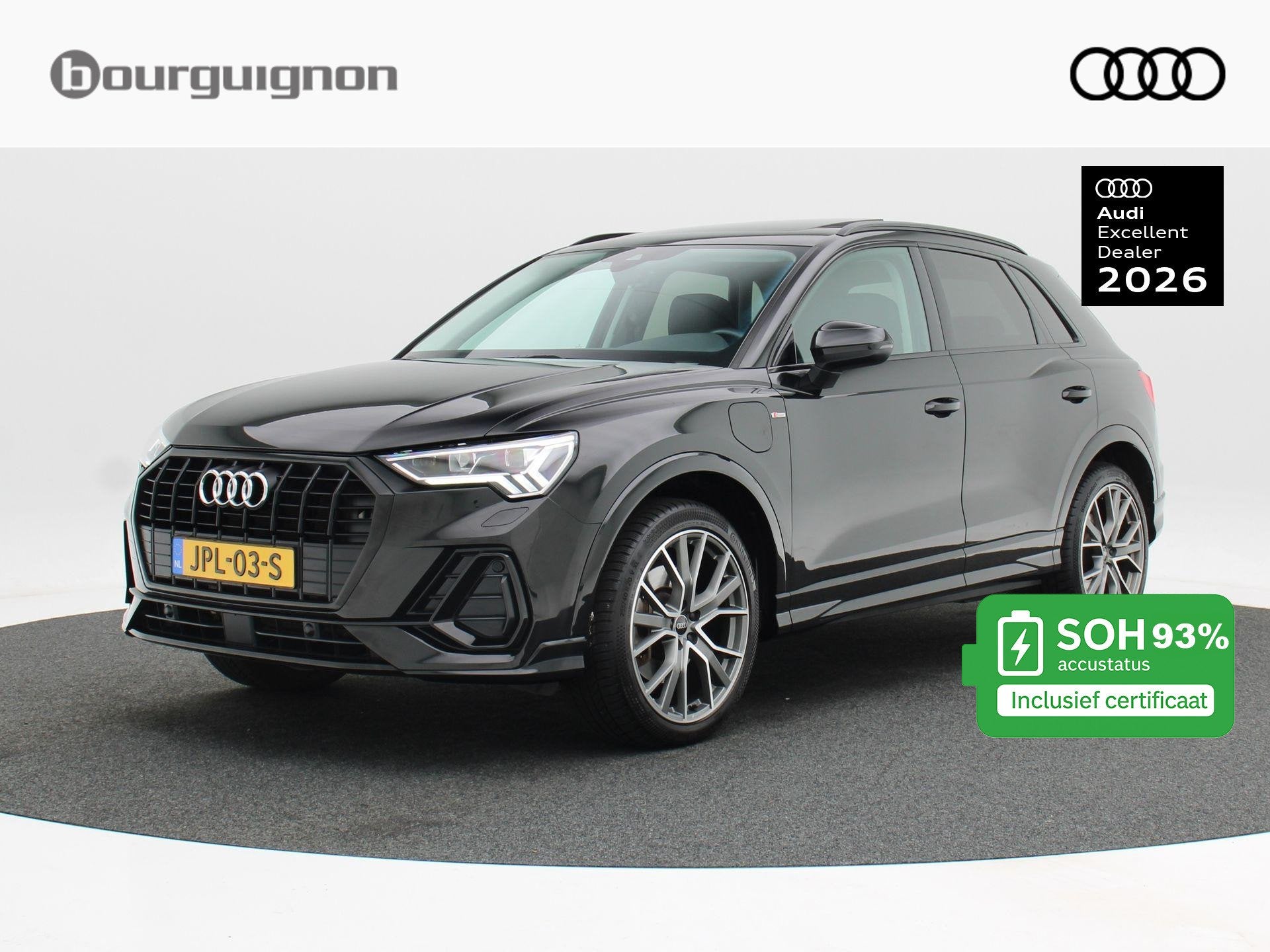 Audi Q3 45 TFSi e 245 Pk Automaat S-Line | Panoramadak | Zwa
